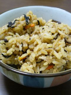 ひじきと切干大根の炊き込みご飯♥-レシピのメイン写真
