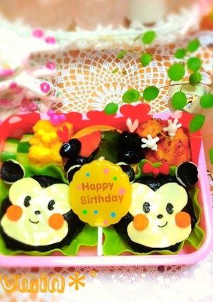 簡単にミッキーミニー♬キャラ弁-レシピのメイン写真