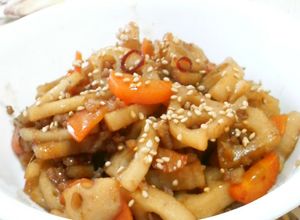 少量の豚挽き肉で♪蓮根と人参の炒り煮!!-レシピのメイン写真