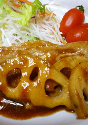 ✩豚の生姜焼き（レンコンと一緒にどうぞ）-レシピのメイン写真