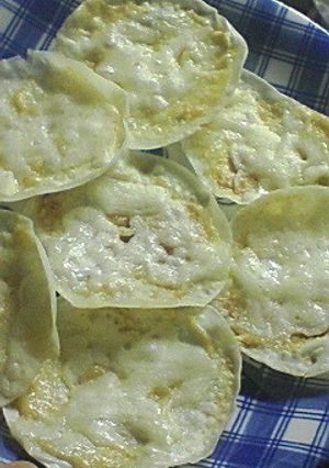 餃子の皮で簡単おつまみ~パリパリチーズ~-レシピのメイン写真