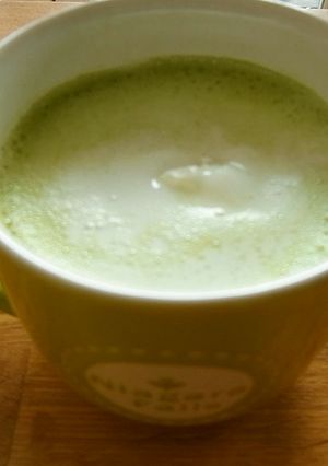 おうちでカフェ　抹茶ラテ-レシピのメイン写真