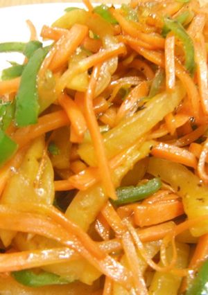 たくあん活用♡お弁当にも！彩り野菜ソテー-レシピのメイン写真