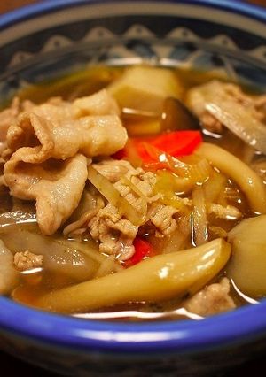 オイスターソースで超旨の芋煮-レシピのメイン写真