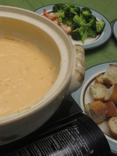 ☆超簡単!土鍋でチーズフォンデュ☆-レシピのメイン写真