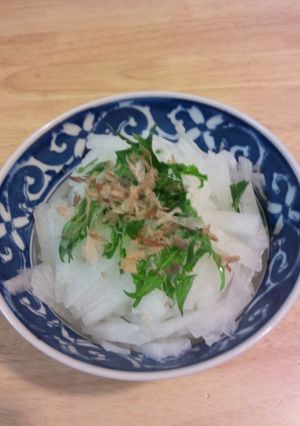 シンプル”大根の刺身”（サラダかな？）-レシピのメイン写真