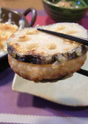 オーブンで焼く、レンコンの鶏つくねはさみ-レシピのメイン写真
