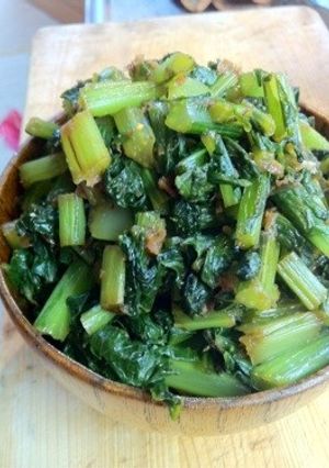 カブの葉っぱの炒め煮(ご飯に合うょ！)-レシピのメイン写真