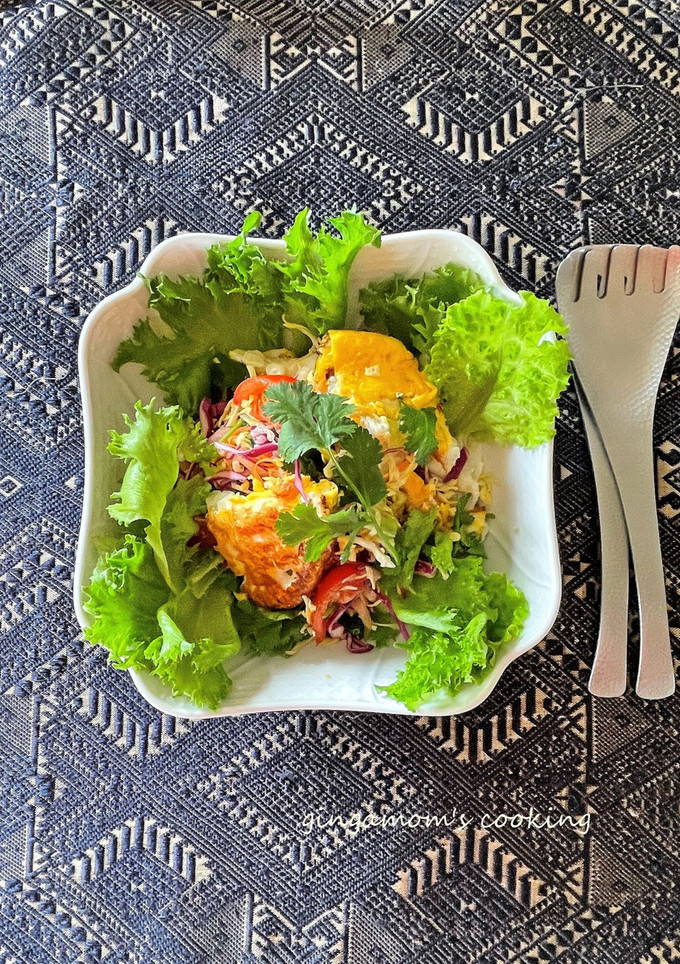 タイ風★目玉焼きと野菜のサラダ-レシピのメイン写真