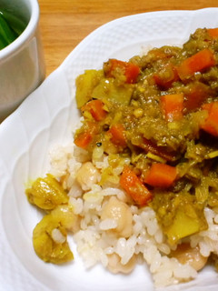ひよこ豆ご飯とジャガイモと人参のカレー-レシピのメイン写真