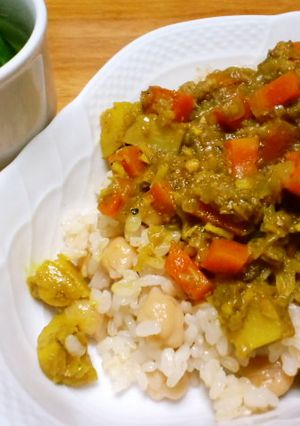 ひよこ豆ご飯とジャガイモと人参のカレー-レシピのメイン写真