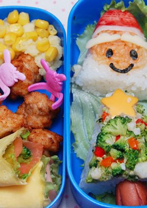 サンタとクリスマスツリーのキャラ弁-レシピのメイン写真