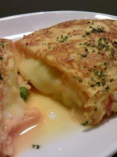 ミックスベジのとろぉりチーズオムレツ-レシピのメイン写真