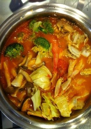 無水海鮮トマト鍋-レシピのメイン写真
