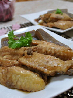鶏スペアリブとコンニャクの煮物-レシピのメイン写真