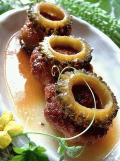 ゴーヤとハンバーグの煮込み-レシピのメイン写真
