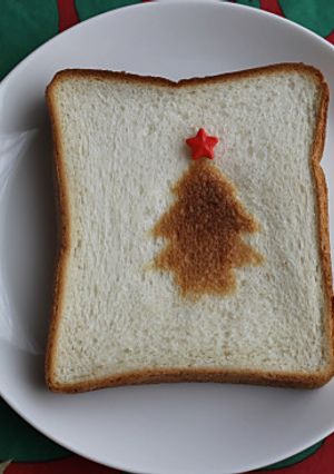 クリスマスに♪トーストのクリスマスツリー-レシピのメイン写真
