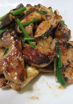 豚ヒレ肉と椎茸のオイマヨ炒め-レシピのメイン写真