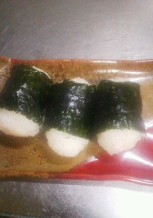韓国のりのおにぎり-レシピのメイン写真