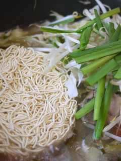 お鍋の〆はマルちゃん生麺できまり!-レシピのメイン写真