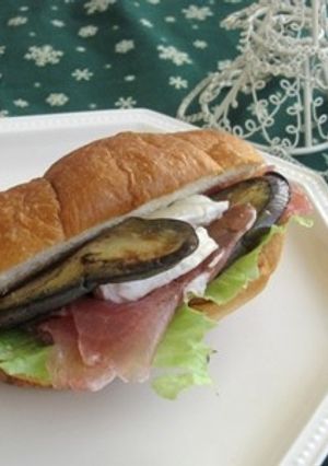 生ハムと焼きなすのパニーニ仕立て-レシピのメイン写真