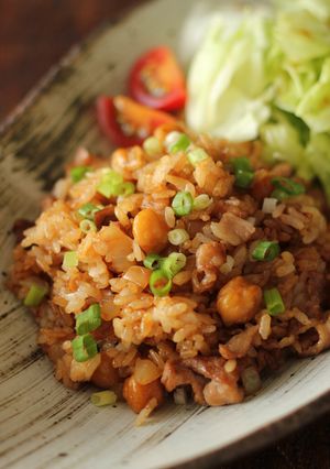 ひよこ豆と豚肉の味噌炒飯-レシピのメイン写真