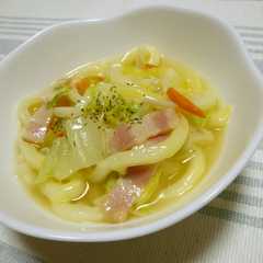 รูปของ 洋風チーズうどん☆