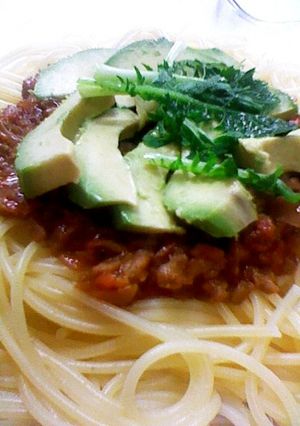☆自家製葉っぱ&アボカド載せミートスパ-レシピのメイン写真