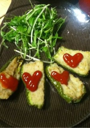 とり蓮根ダネのピーマン詰め-レシピのメイン写真