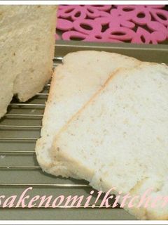 ホームベーカリーでごま食パン☆-レシピのメイン写真