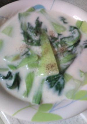 副菜にも。簡単♪チンゲン菜のクリーム煮-レシピのメイン写真