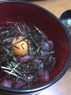 絶妙コラボ♪マグロと納豆の黄身丼-レシピのメイン写真