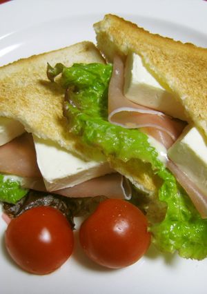 ✿生ハムとクリームチーズのホットサンド✿-レシピのメイン写真