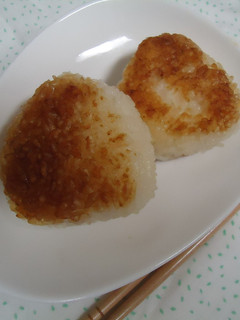 胡麻油と醤油の香♪焼きおにぎり-レシピのメイン写真