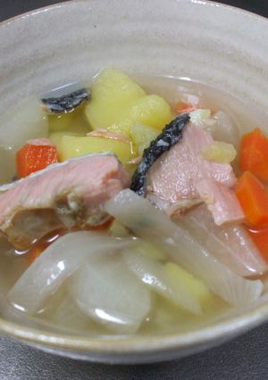 調味料2つだけ！三平汁（鮭のあら汁）-レシピのメイン写真