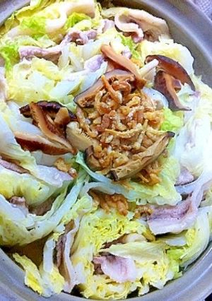 だしが絶品!旨みたっぷり豚バラ白菜鍋-レシピのメイン写真