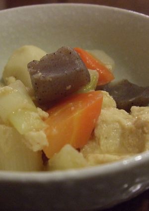 寒い日に☆里芋と鶏団子の味噌煮-レシピのメイン写真