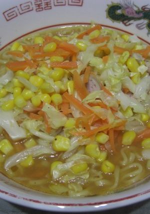 野菜たっぷり味噌ラーメン♪-レシピのメイン写真
