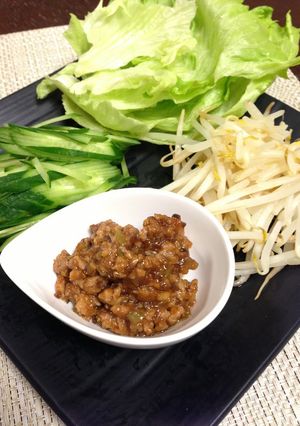 レタスのぴり辛肉味噌包み-レシピのメイン写真