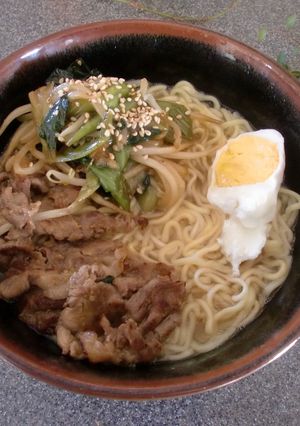 安い肉で焼き豚もどきde醤油ラーメン-レシピのメイン写真