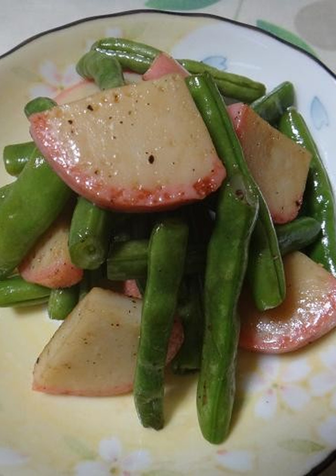 かまぼこといんげんの炒め物-レシピのメイン写真