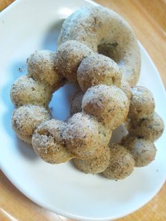 黒胡麻きなこの焼きドーナツ♪-レシピのメイン写真