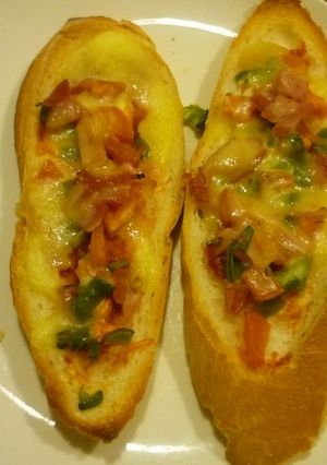 フランスパンでピザ-レシピのメイン写真