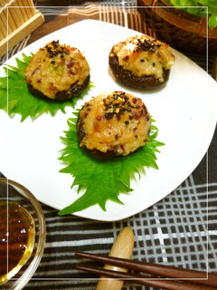 タコ入り鶏つくねの椎茸笠焼き-レシピのメイン写真