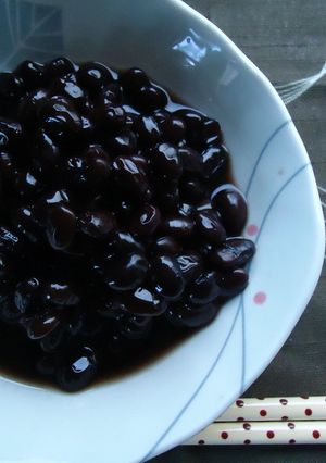 おせちの黒豆♪皮がはがれないよ-レシピのメイン写真