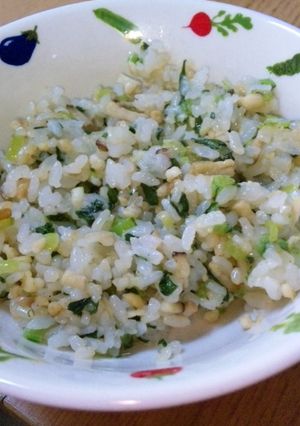 子供もパクパク☆小松菜チャーハン-レシピのメイン写真