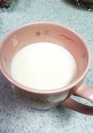 プリンの入ったホットミルク♪-レシピのメイン写真