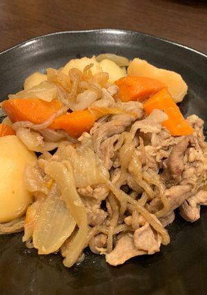 【節約】豚肉でも美味しいヨ！肉じゃが-レシピのメイン写真