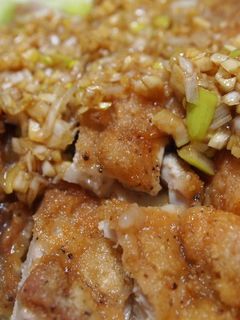 葱が1本食べられる油淋鶏（ユウリンチィ） by みきドンママ