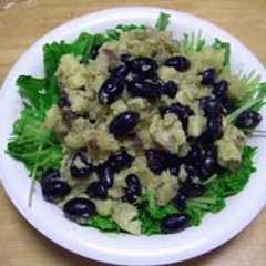 รูปของ さつまいもの黒豆サラダ